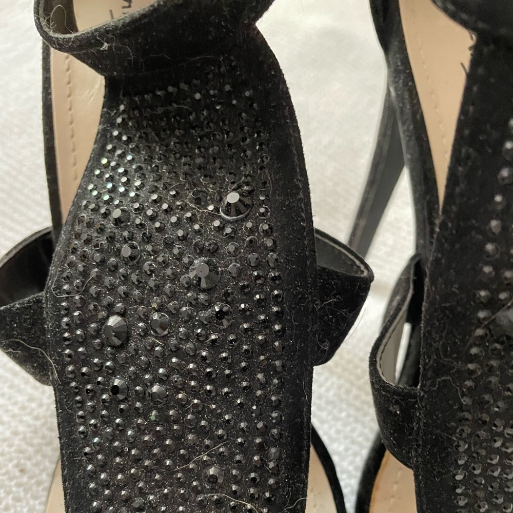 Ann Michelle black embellished heels zip back size 8